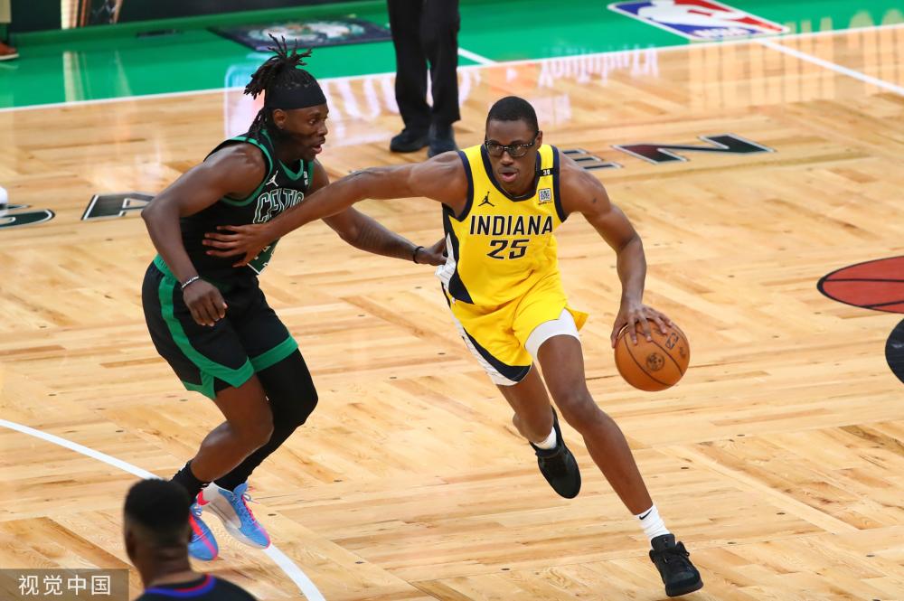 类似亚当斯 类似亚当斯