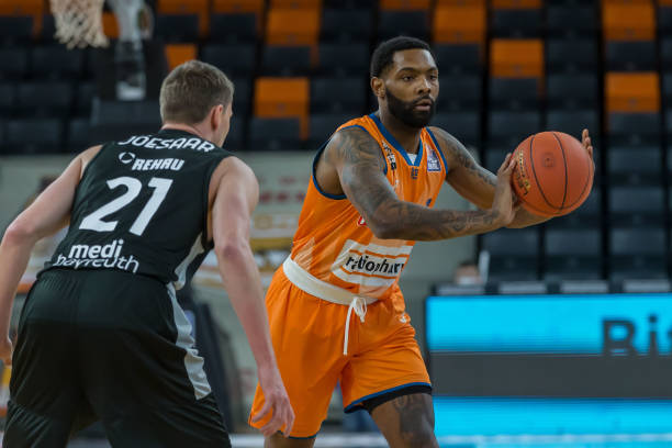 他们丰富的 他们丰富的