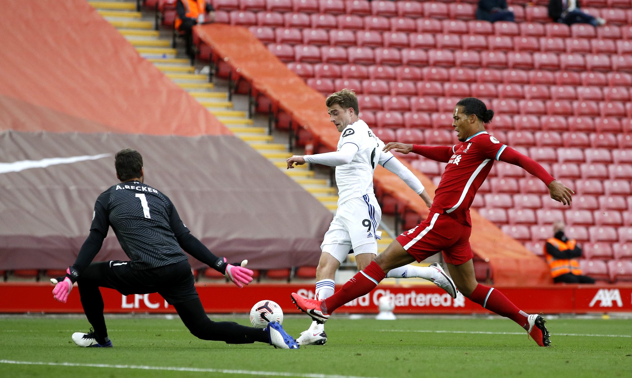 众与媒体关 众与媒体关